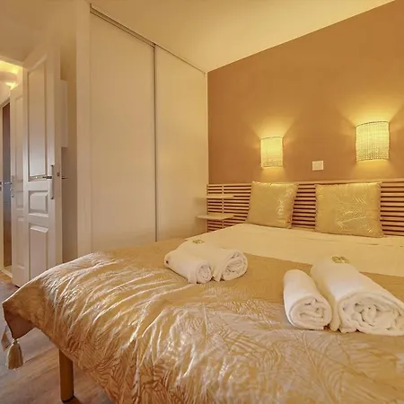 Apartment Immogroom - Sea View- Pool- Parking- Garden *