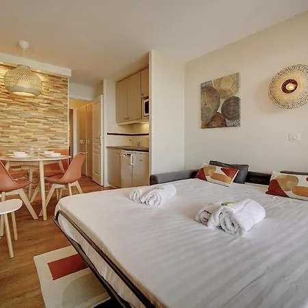 Apartment Immogroom - Sea View- Pool- Parking- Garden Cannes